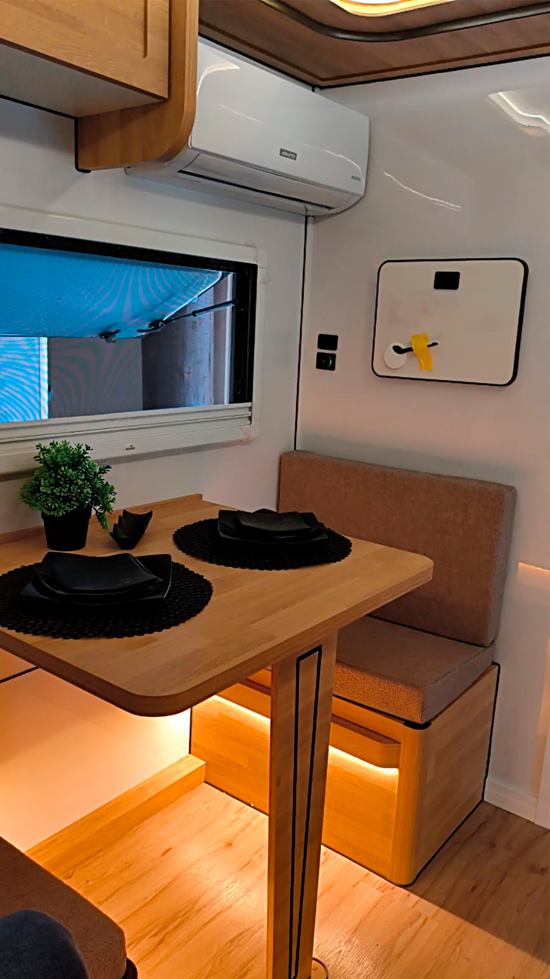 Mobirise Website Builder